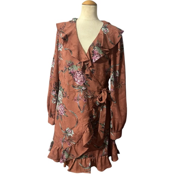 Leith Long Sleeve Capey Wrap Dress Rose Brown Floral Size L - Picture 2 of 5